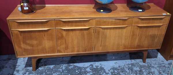 SIDEBOARD
