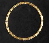 GOLD NECKLACE