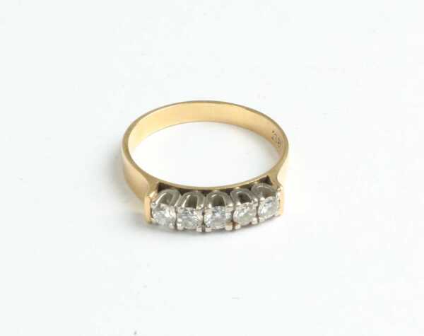 GOLD & DIAMOND RING
