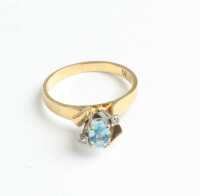 GOLD RING