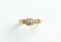 GOLD & DIAMOND RING