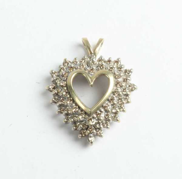 GOLD & DIAMOND PENDANT