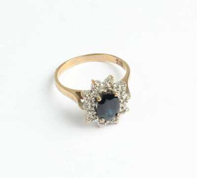 GOLD RING