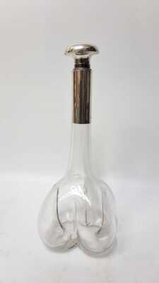 DECANTER