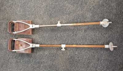 SHOOTING STICKS