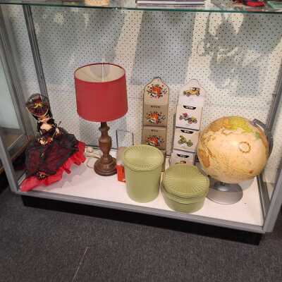 Retro Collectables