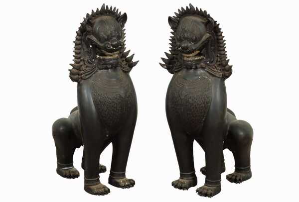 PAIR OF SINGHA GUARDIAN DOGS