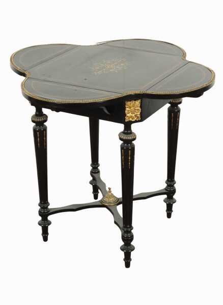 DROPSIDE CENTRE TABLE