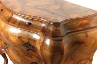 VENETIAN BOMBE CHEST - 3