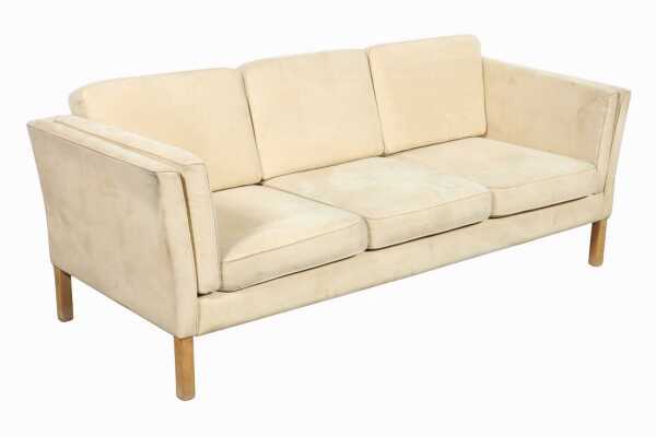 DANISH LOUNGE