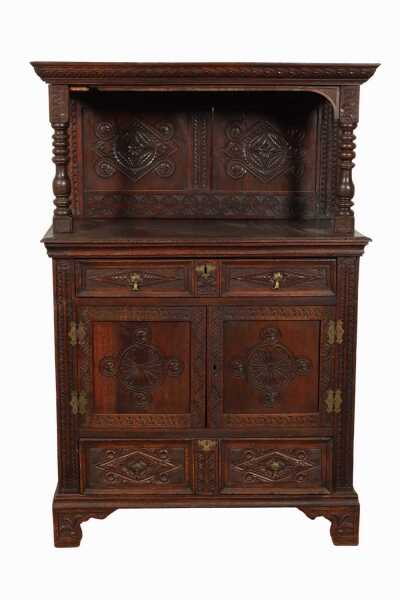 SIDEBOARD BUFFET