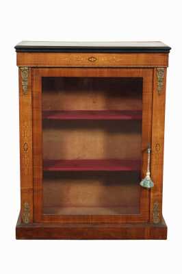 Pier Cabinet