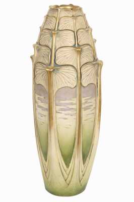 Ginko Leaf Vase