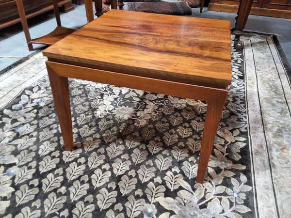 LAMP TABLE