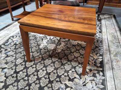 Lamp Table