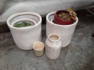 54 · POTS AND PLANTERS