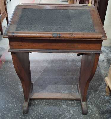 56 · CLERKS DESK