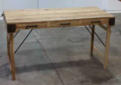 75 · DESK