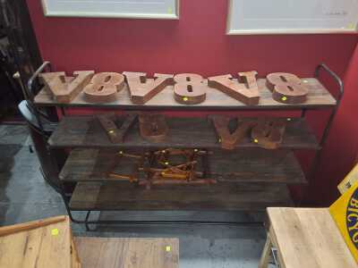 81 · BOOTMAKERS RACK