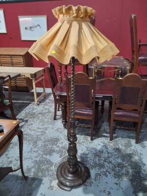 94 · STANDARD LAMP
