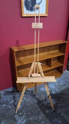 Artists Easel