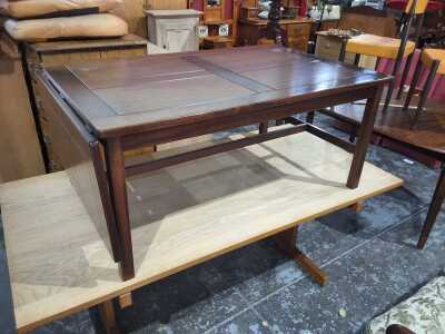 202 · COFFEE TABLE
