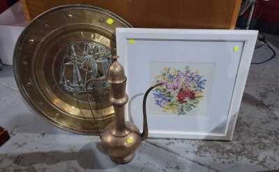 223 · DECOR LOT