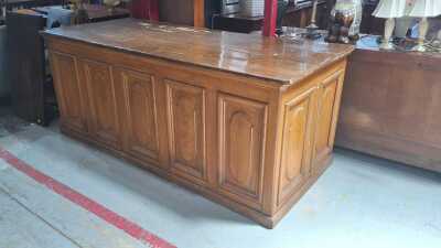 Shop Counter