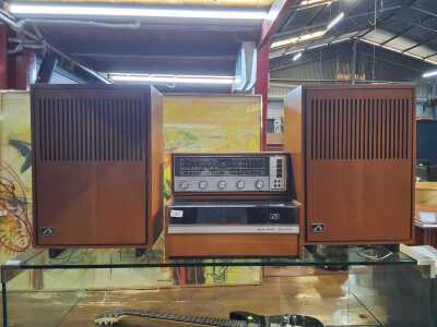 256 · AUDIO LOT