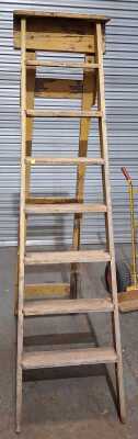 Step Ladder