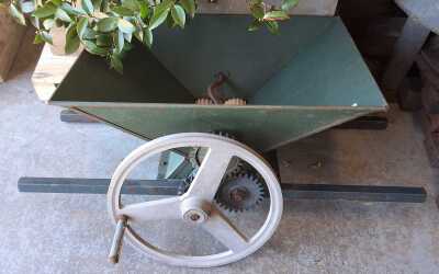 Fruit Crusher