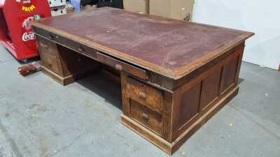Partners Desk