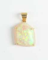OPAL PENDANT