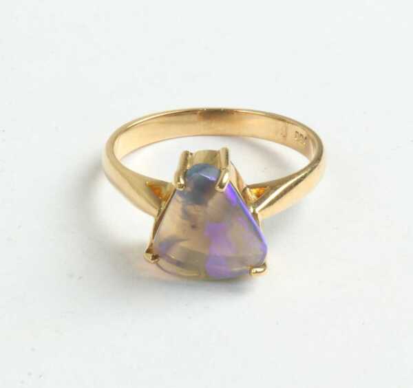 GOLD RING