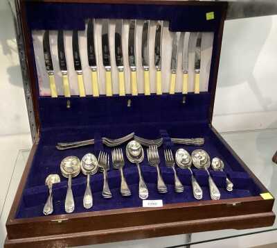 Cutlery Canteen