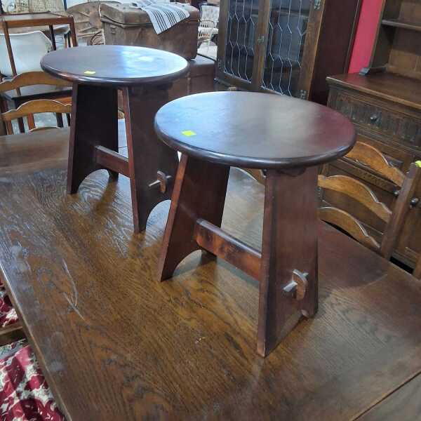 STOOLS