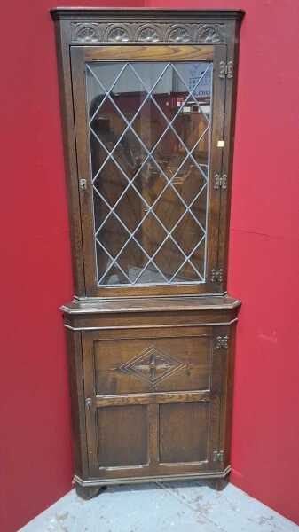 CORNER CABINET
