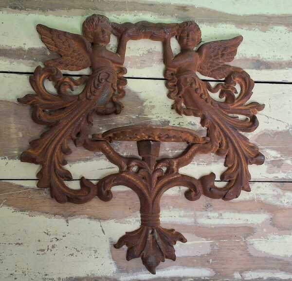 WALL BRACKET