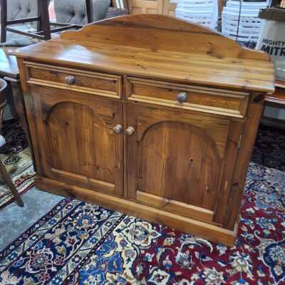 Sideboard