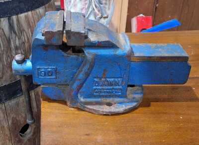 Bench Vice