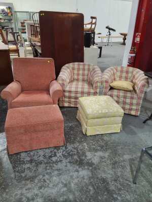 346 · LOUNGE CHAIRS
