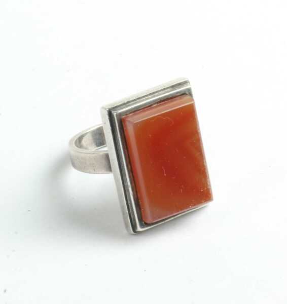 AGATE RING