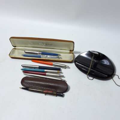 Pens