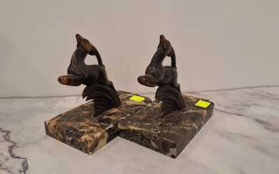Bookends