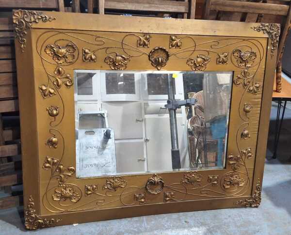 WALL MIRROR