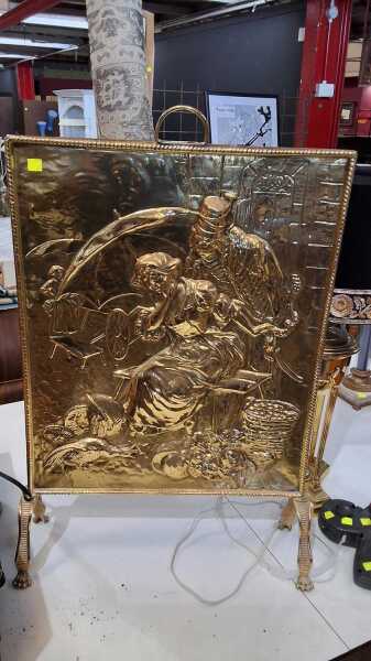 FIRE SCREEN