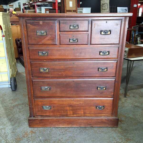 CHEST OF DRAWERS