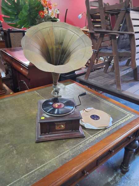 GRAMOPHONE