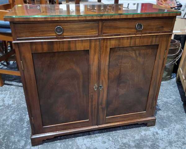 PETITE CHIFFONIER