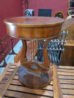 OCCASIONAL TABLE